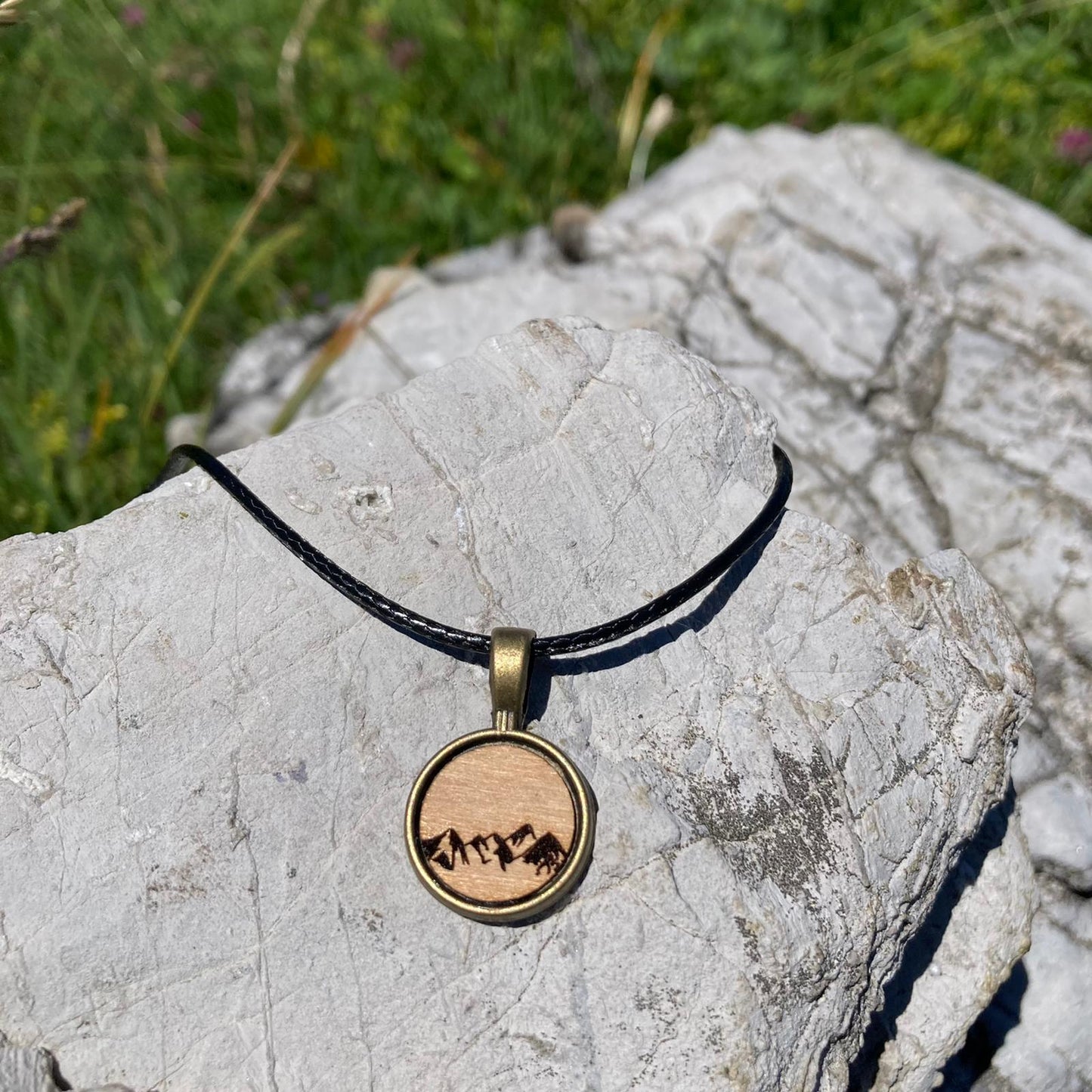 Holz Halskette Berge